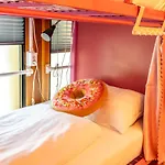 Hostelle - Women Only بيت شباب *