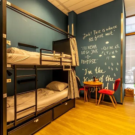 Hostel Hostelle - Female Only *
