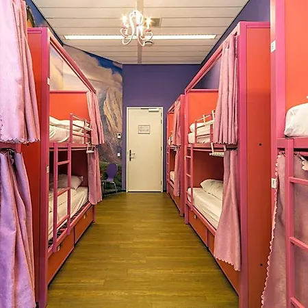 Hostal Hostelle - Women Only *
