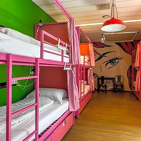 Hostelle - Women Only Hostal