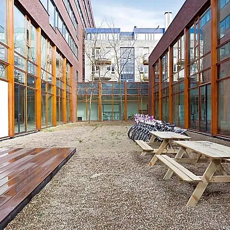 Hostal Hostelle - Women Only