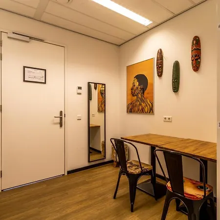 אכסניה Hostelle - Women Only *