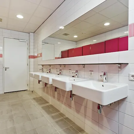 אכסניה Hostelle - Women Only אמסטרדם